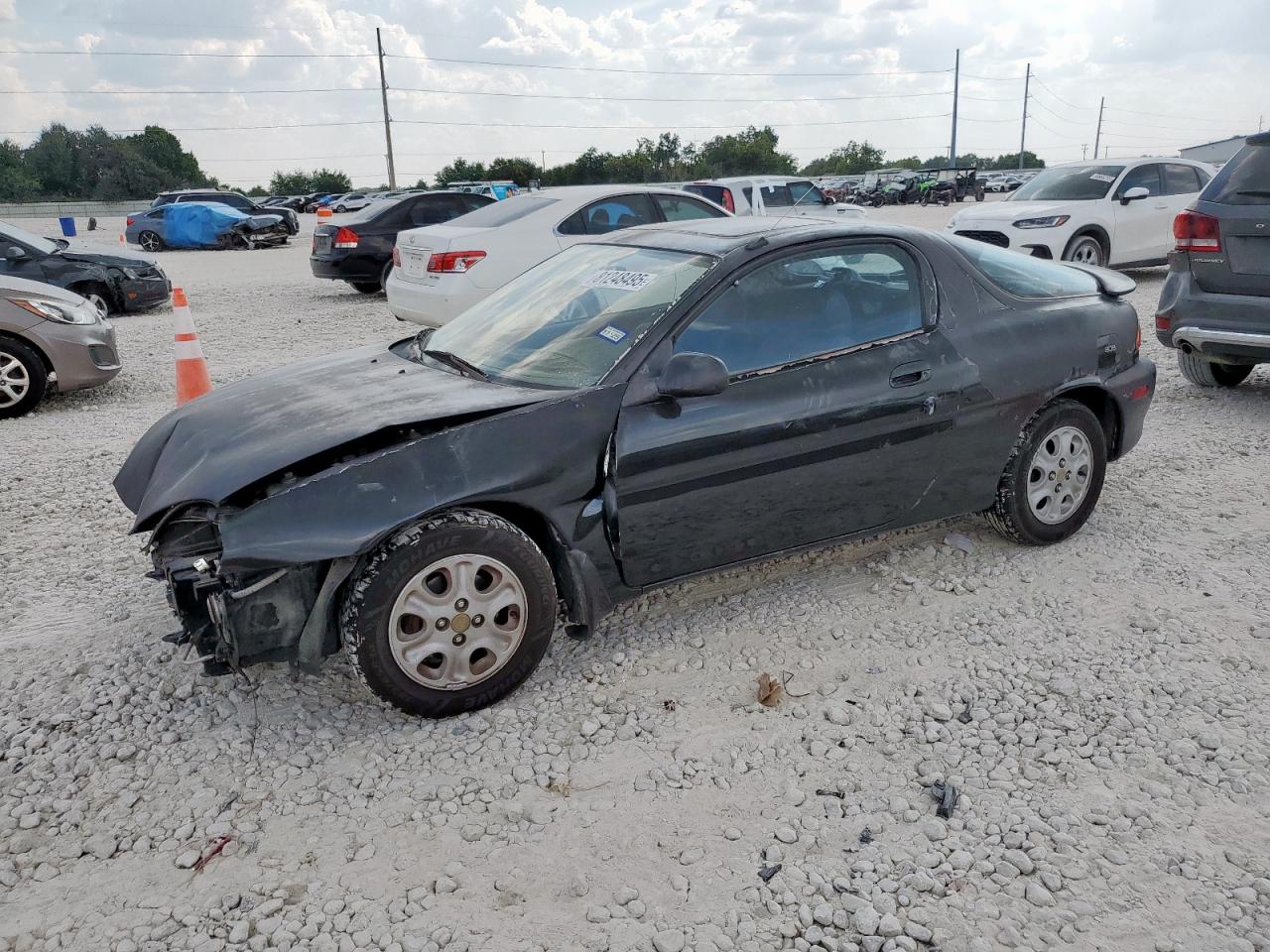 1994 Mazda MX3, VIN JM1EC4359R0321849 — Front end