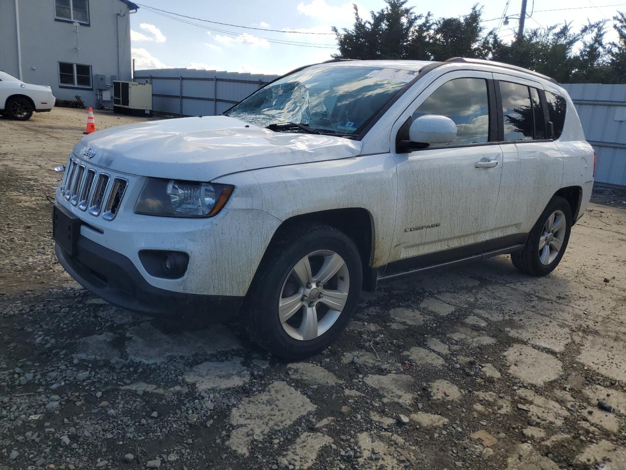 2014 Jeep Compass Latitude, VIN 1C4NJDEB7ED670956 — Frame damage