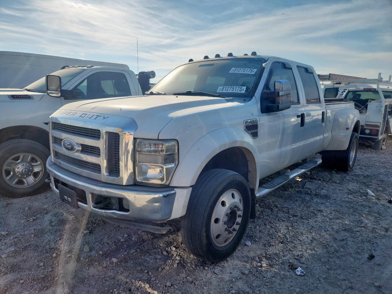 2008 Ford F-450 XL, VIN 1FTXW43RX8EA95700 — Normal wear