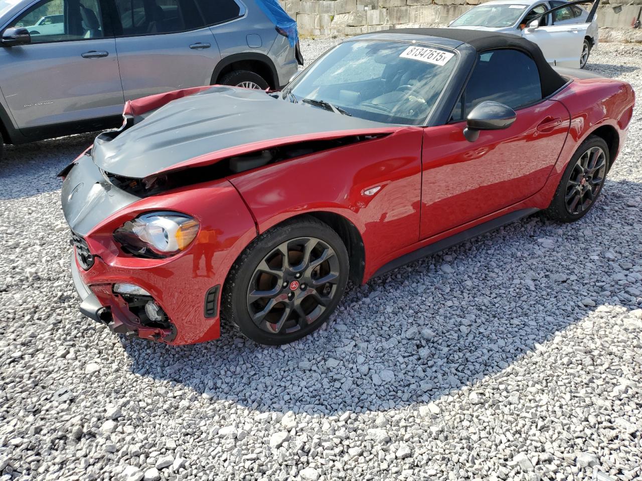 2019 FIAT 124 Spider Lusso, VIN JC1NFAEKXK0143008 — Front end