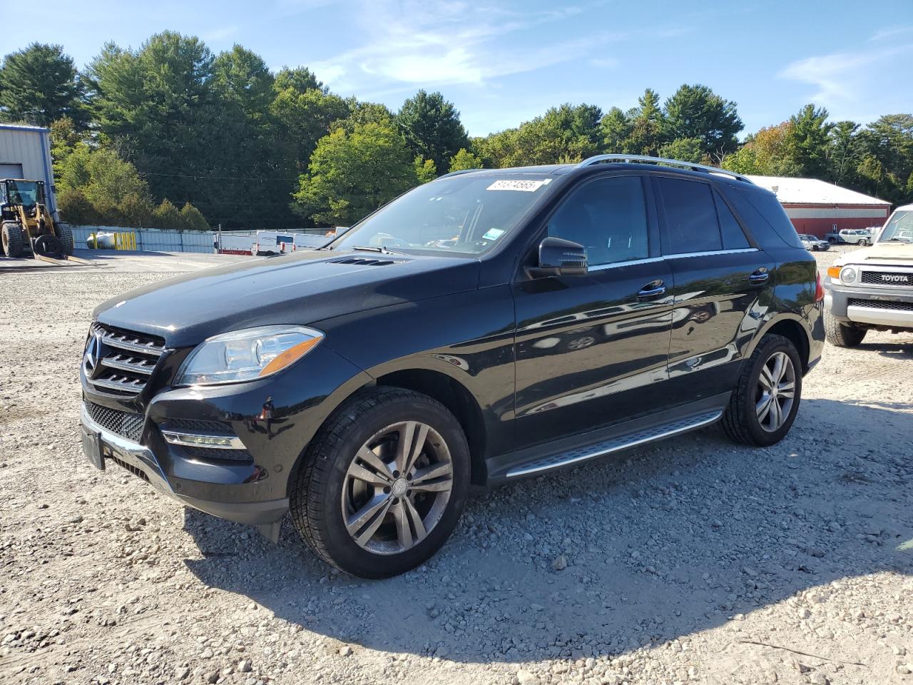 2015 Mercedes-Benz M 350, VIN 4JGDA5HB1FA595859 — Engine fire