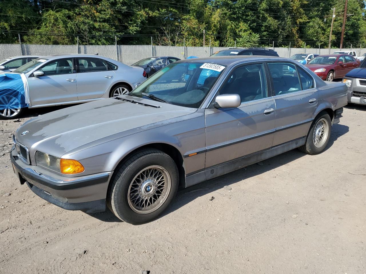 1995 BMW 7 Series 740i, VIN WBAGF6328SDH05590 — Rear end