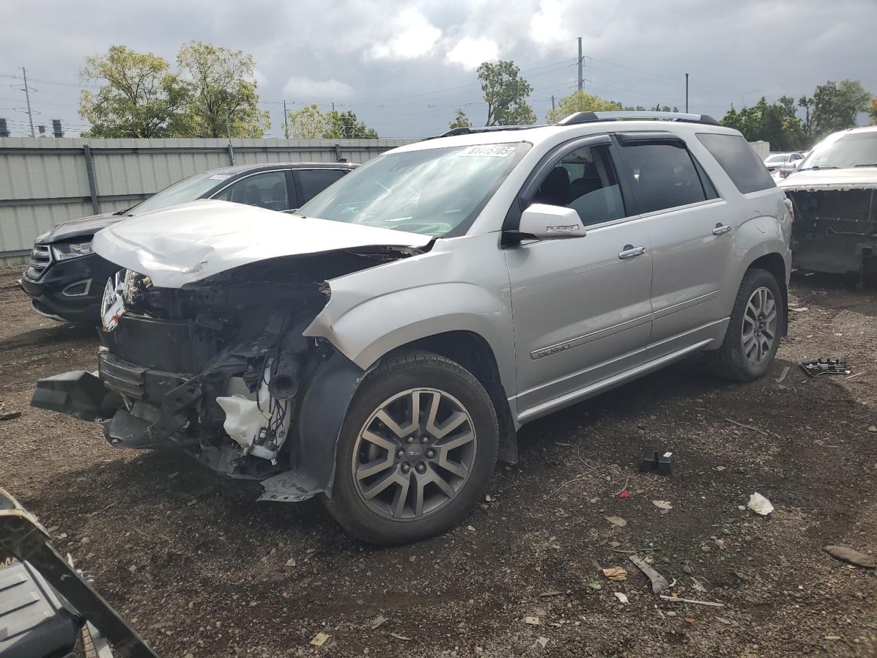 2014 GMC Acadia Denali, VIN 1GKKVTKD1EJ260134 — Front end
