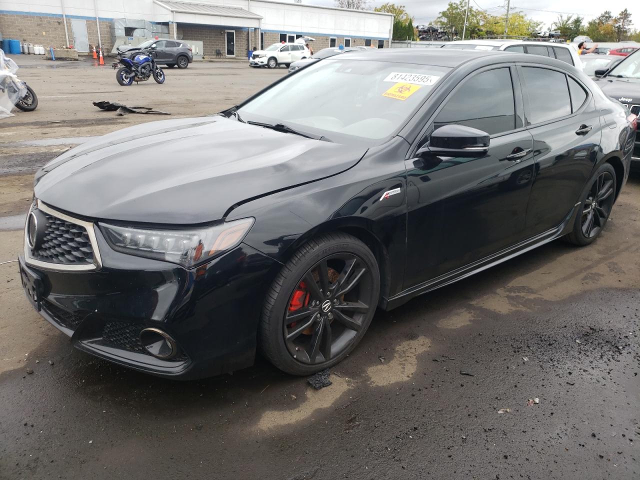 2019 Acura TLX w/A-Spec Pkg, VIN 19UUB1F62KA008189 — Пожар в салоне