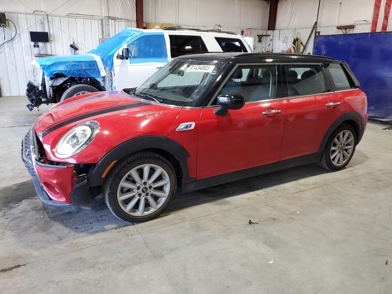 2021 MINI Clubman Cooper S, VIN WMWLV7C02M2N42517 — Front end
