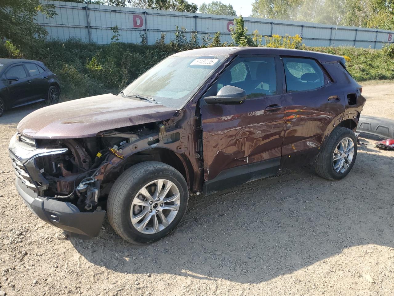 2022 Chevrolet TrailBlazer LS, VIN KL79MNSL8NB012972 — Front end
