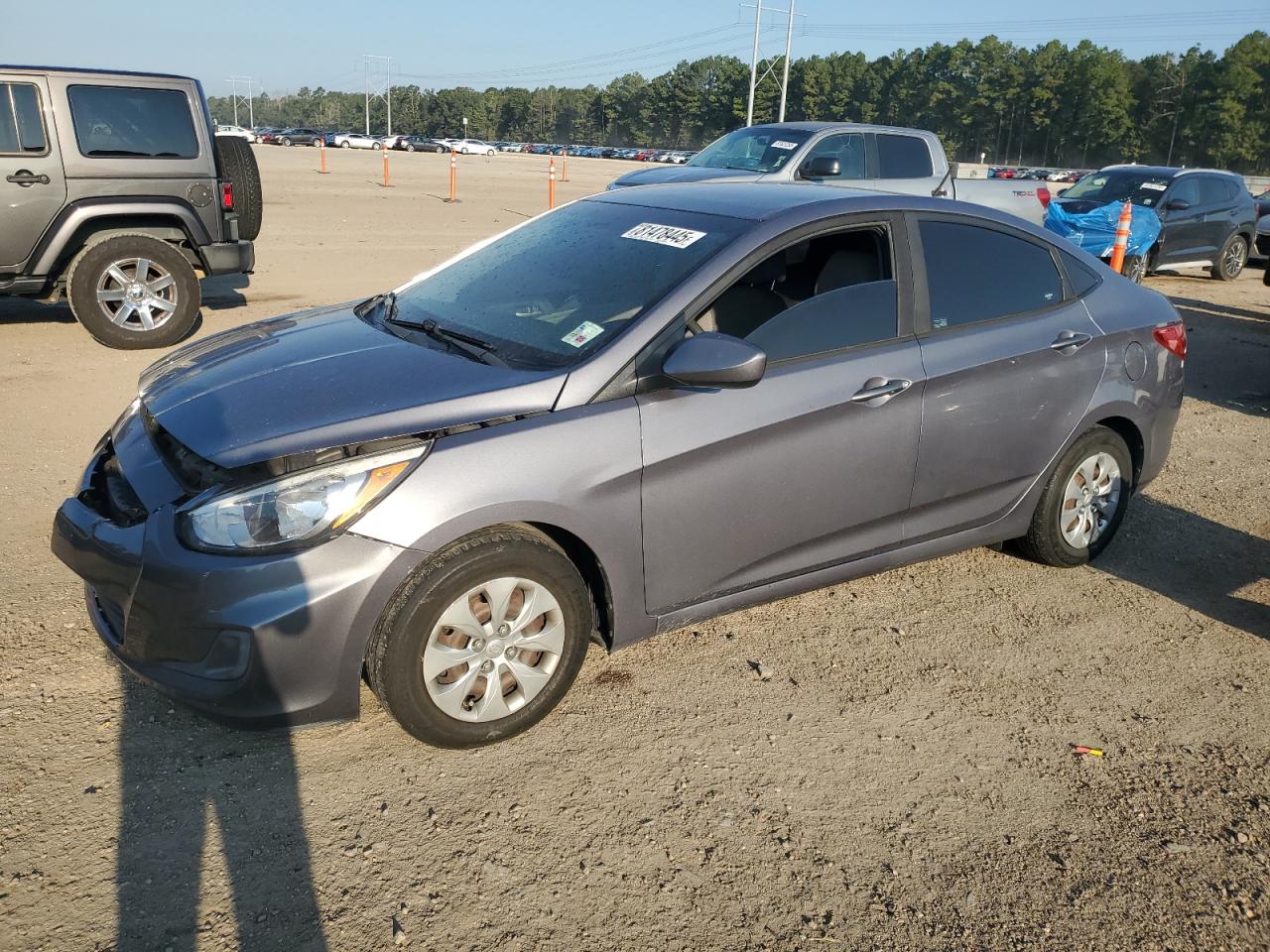 2017 Hyundai Accent Value Edition, VIN KMHCT4AE6HU224587 — Front end