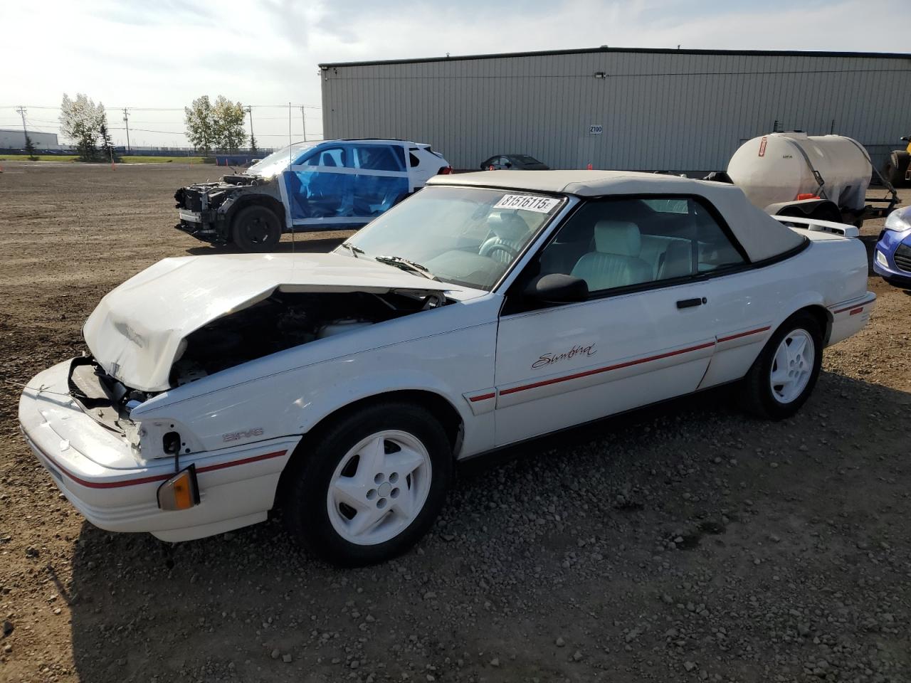 1994 Pontiac Sunbird, VIN 1G2JB31TXR7536424 — Front end