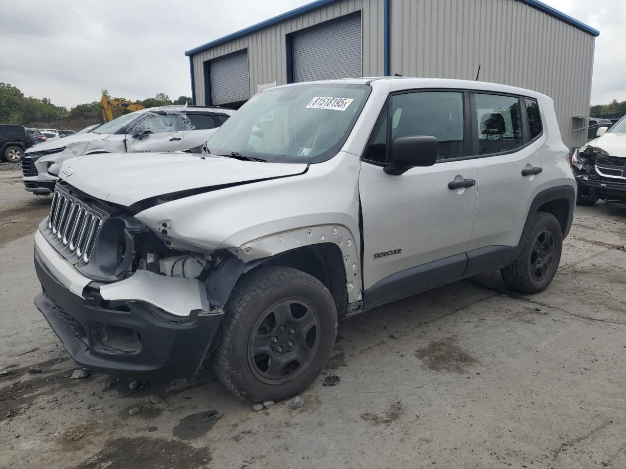 2018 Jeep Renegade Sport, VIN ZACCJBABXJPJ47540 — Перед