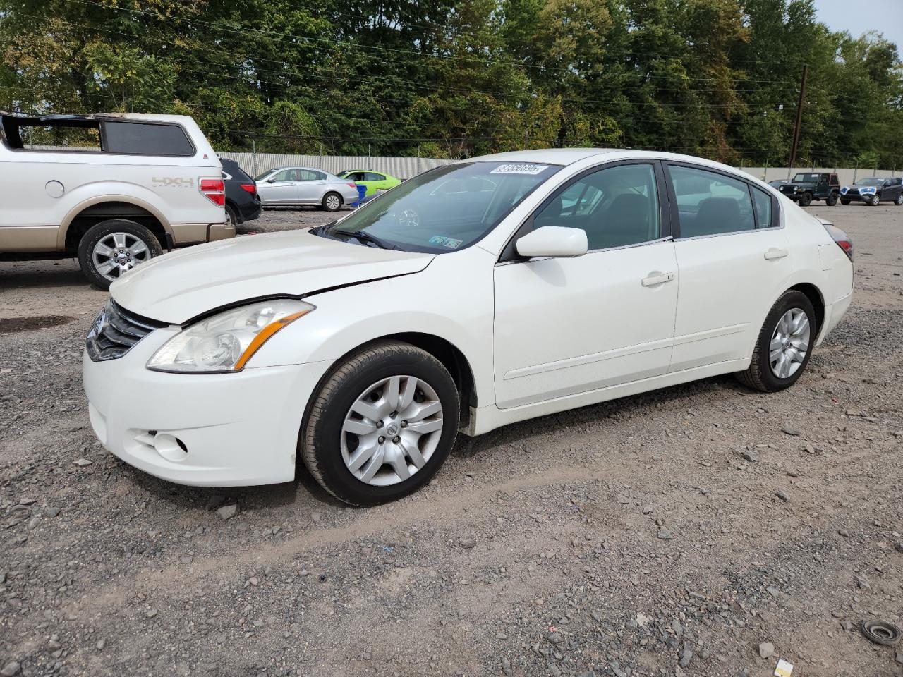 2011 Nissan Altima S, VIN 1N4AL2AP4BN464729 — Rear end
