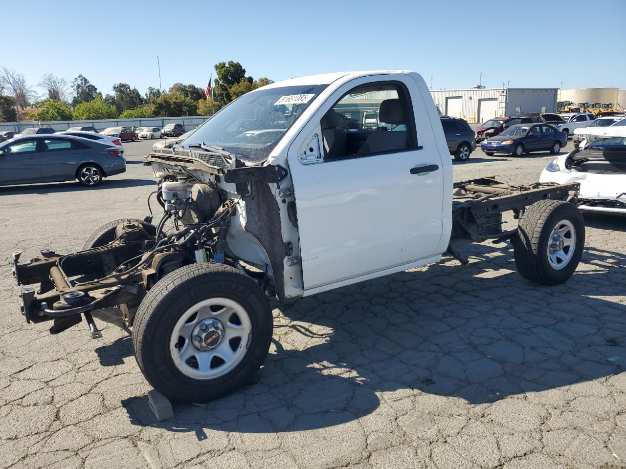 2016 GMC Sierra 1500, VIN 1GTN1LEC3GZ900422 — Stripped