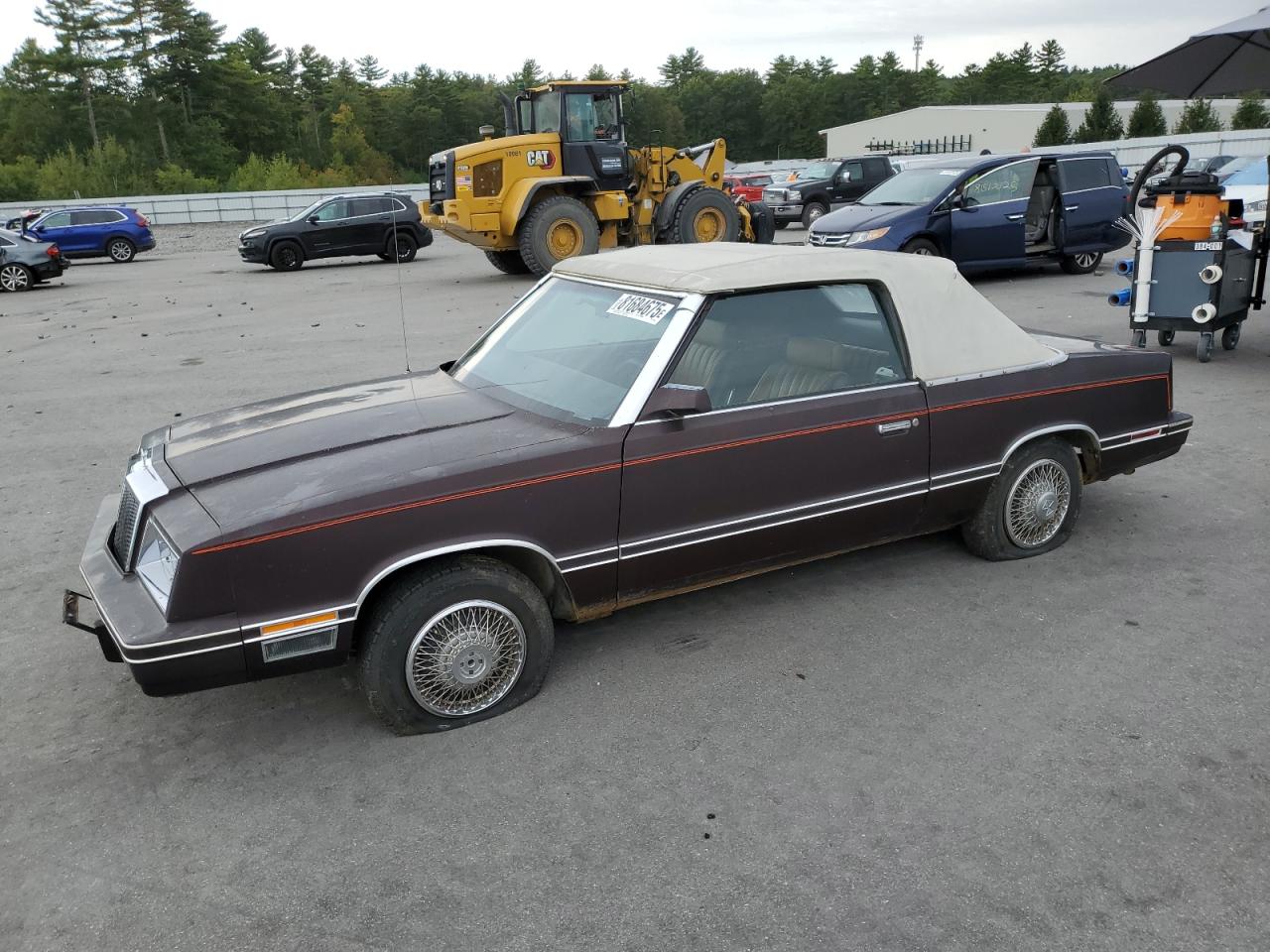 1982 Chrysler LeBaron, VIN 1C3BC55D3CG132792 — Minor dents and scratches