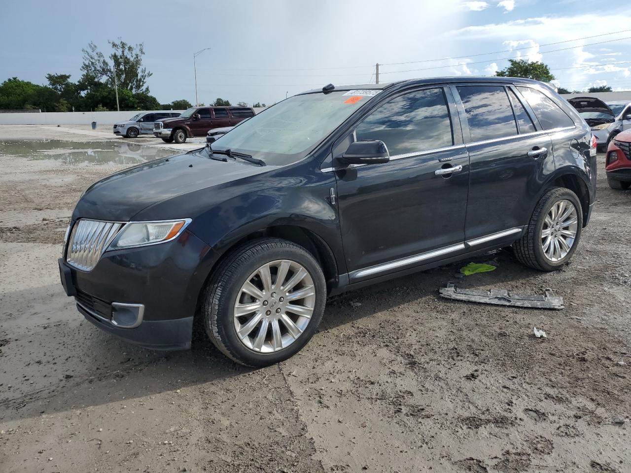 2014 Lincoln MKX, VIN 2LMDJ6JK3EBL03300 — Water / flood