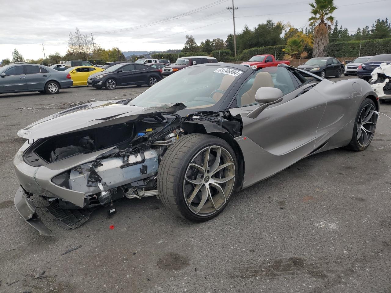 2020 McLaren 720S, VIN SBM14FCA2LW004382 — Front end