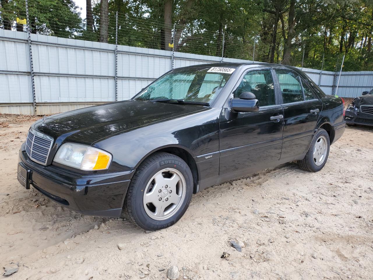 1996 Mercedes-Benz C, VIN WDBHA28E0TF394479 — Front end