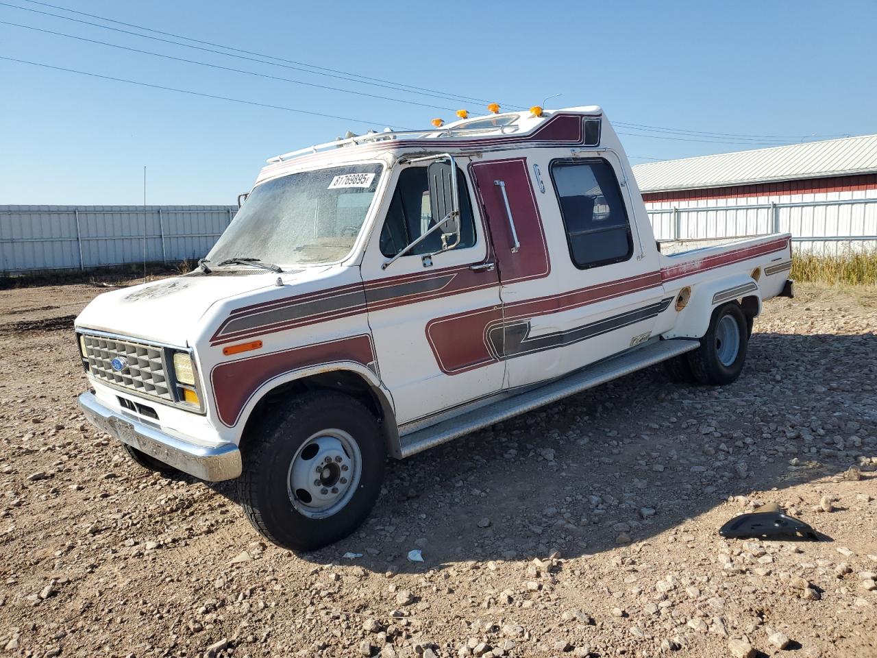 1983 Ford E-Series Commercial, VIN 1FDKE30LXDHB00213 — Engine fire