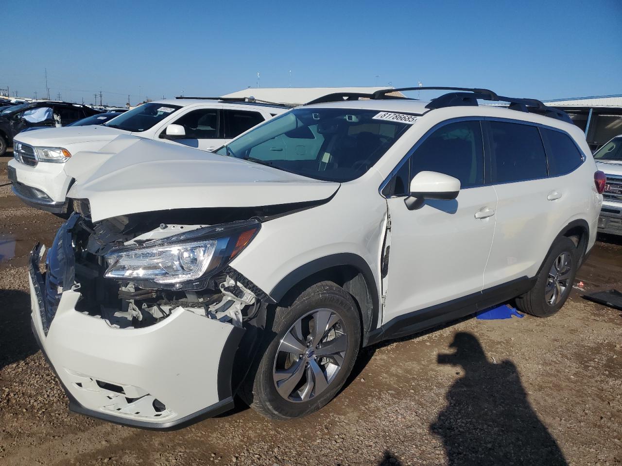 2021 Subaru Ascent Premium, VIN 4S4WMACDXM3476985 — Front end