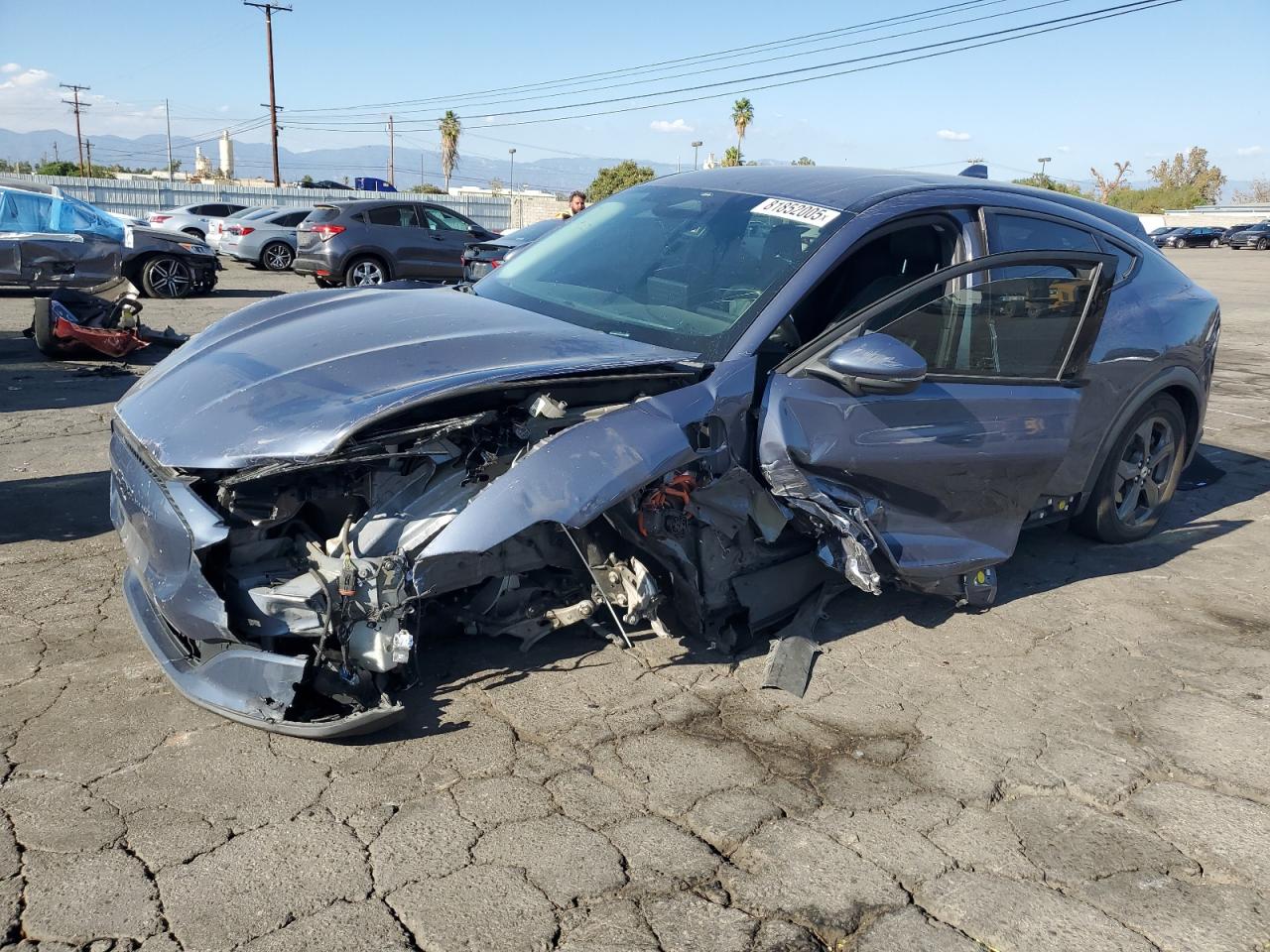 2021 Ford Mustang Mach-E Select, VIN 3FMTK1RM6MMA05835 — Front end
