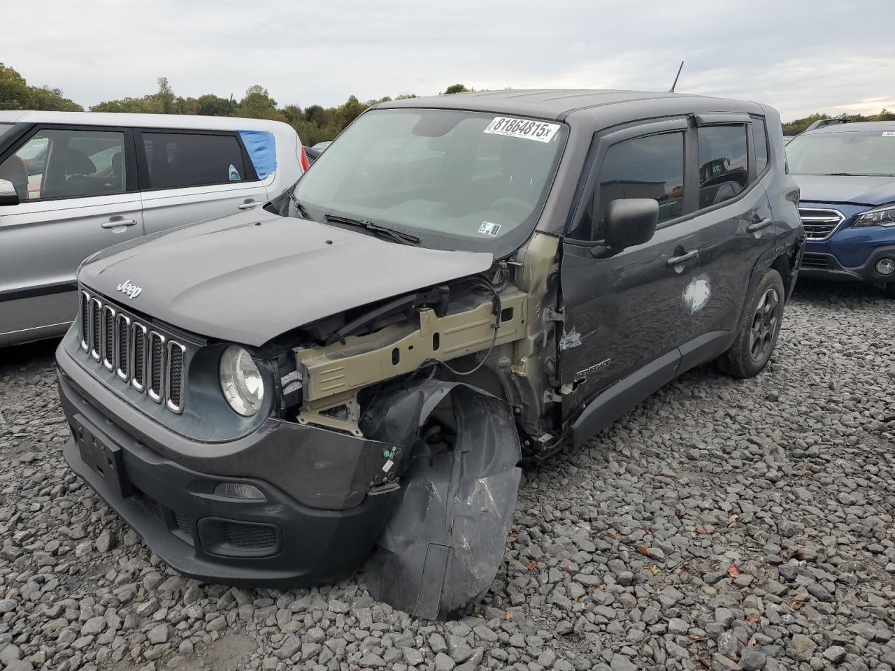 2016 Jeep Renegade Sport, VIN ZACCJBAT7GPD13940 — Перед