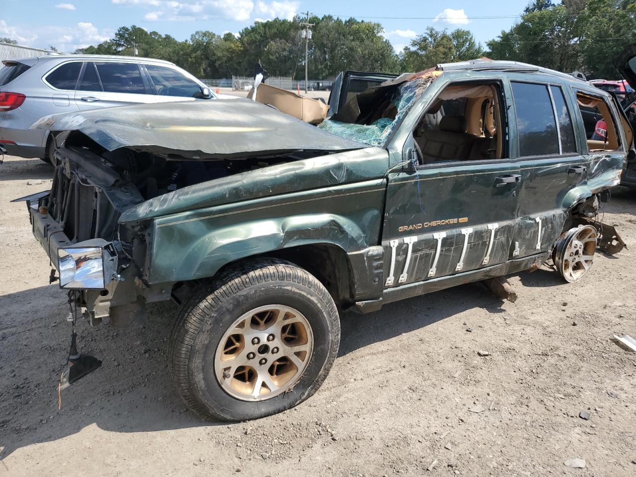 1996 Jeep Grand Cherokee Limited, VIN 1J4EZ78Y6TC137651 — Rollover