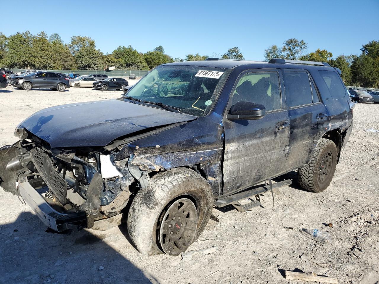 2024 Toyota 4Runner SR5, VIN JTEMU5JR7R6238529 — Фото с аукциона