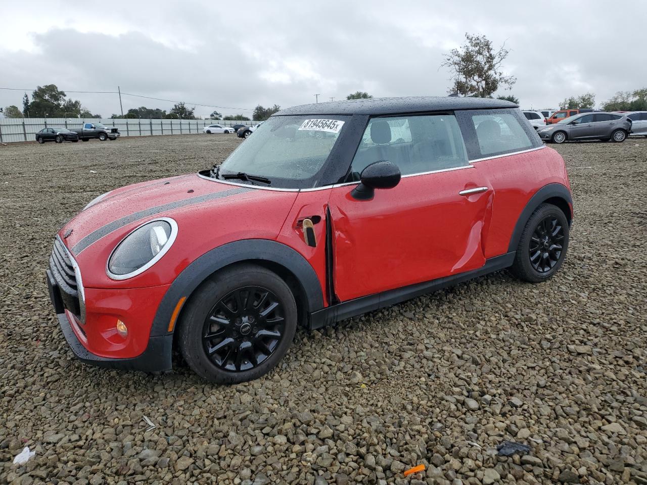 2019 MINI Hardtop Cooper, VIN WMWXP5C55K2H31867 — Side
