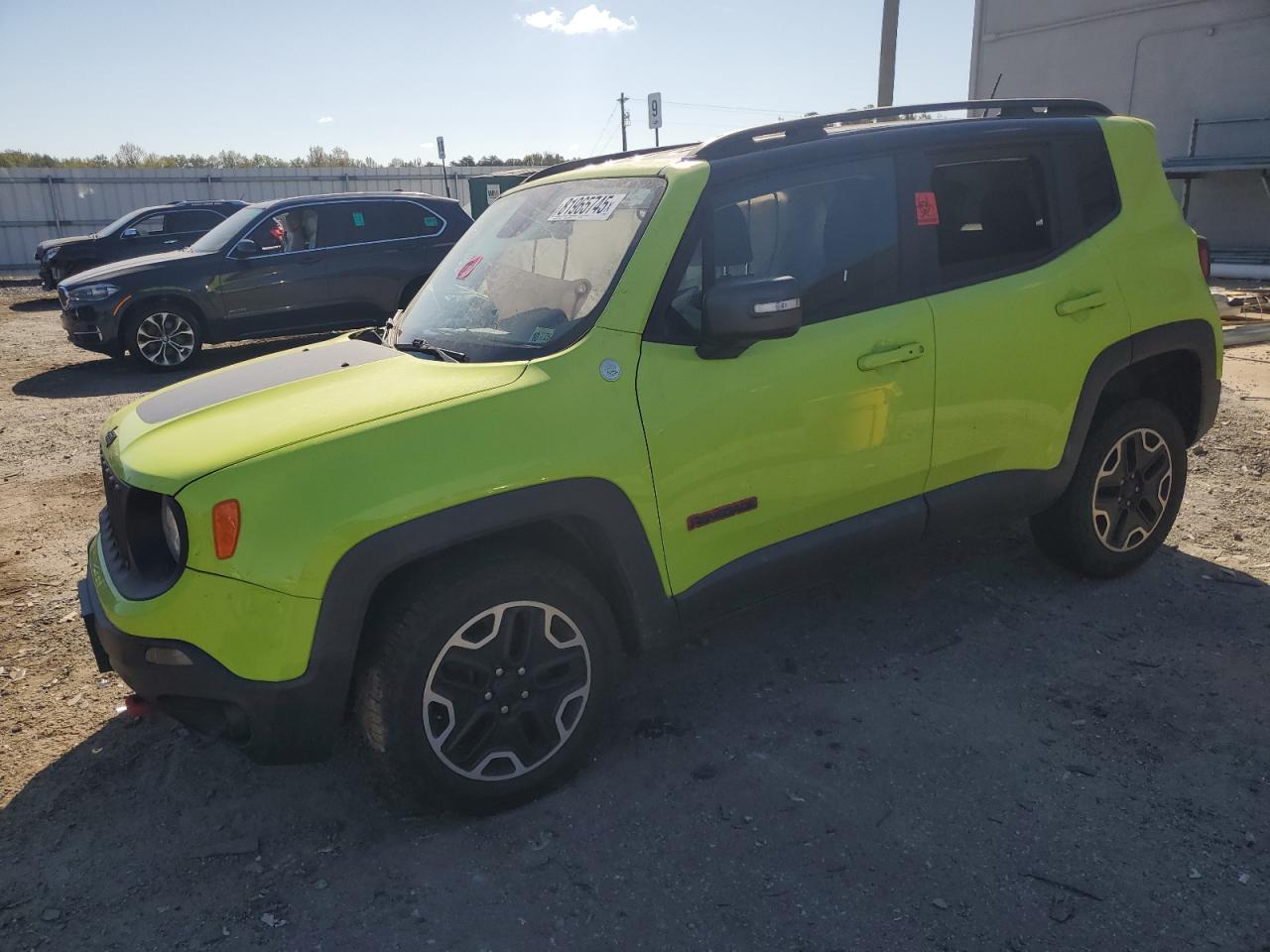 2017 Jeep Renegade Trailhawk, VIN ZACCJBCB0HPF16089 — Front end
