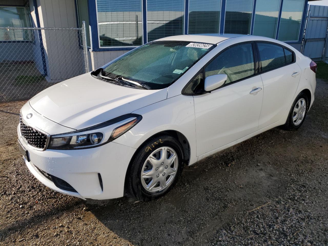 2017 Kia Forte LX, VIN 3KPFL4A79HE083791 — Minor dents and scratches