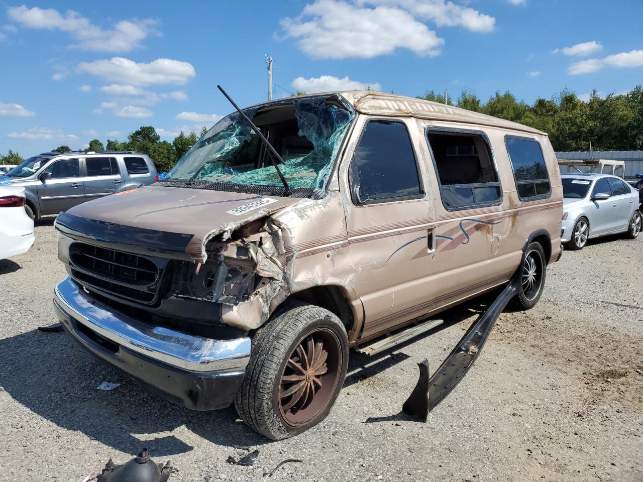 1997 Ford Econoline Commercial, VIN 1FDEE1465VHB91981 — Rollover