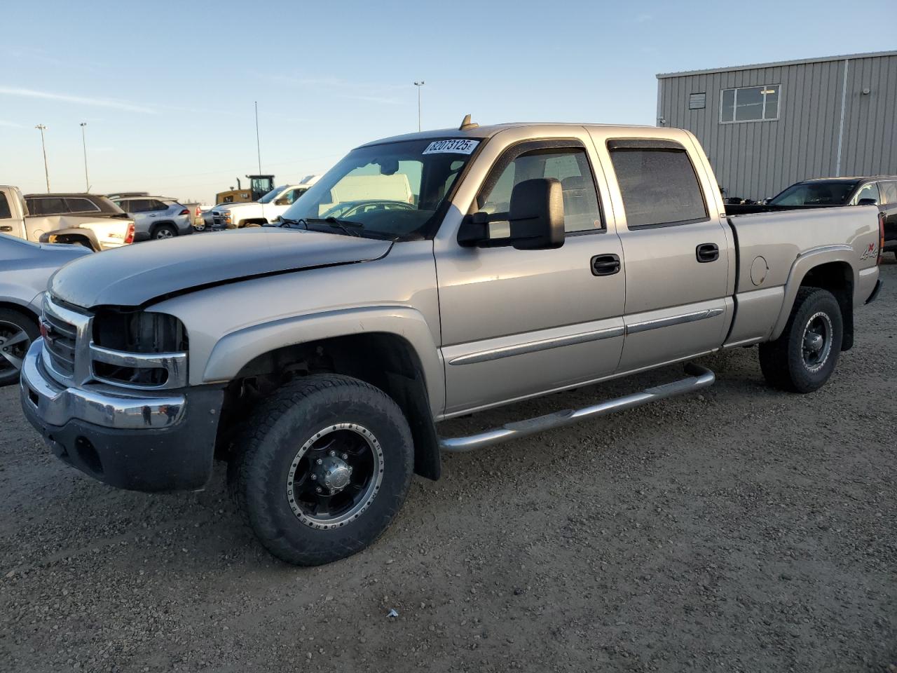 2007 GMC Sierra 1500HD Classic SLE1, VIN 1GTGK13U17F115193 — Side