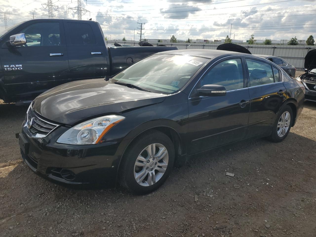2011 Nissan Altima S, VIN 1N4AL2APXBN492602 — Front end