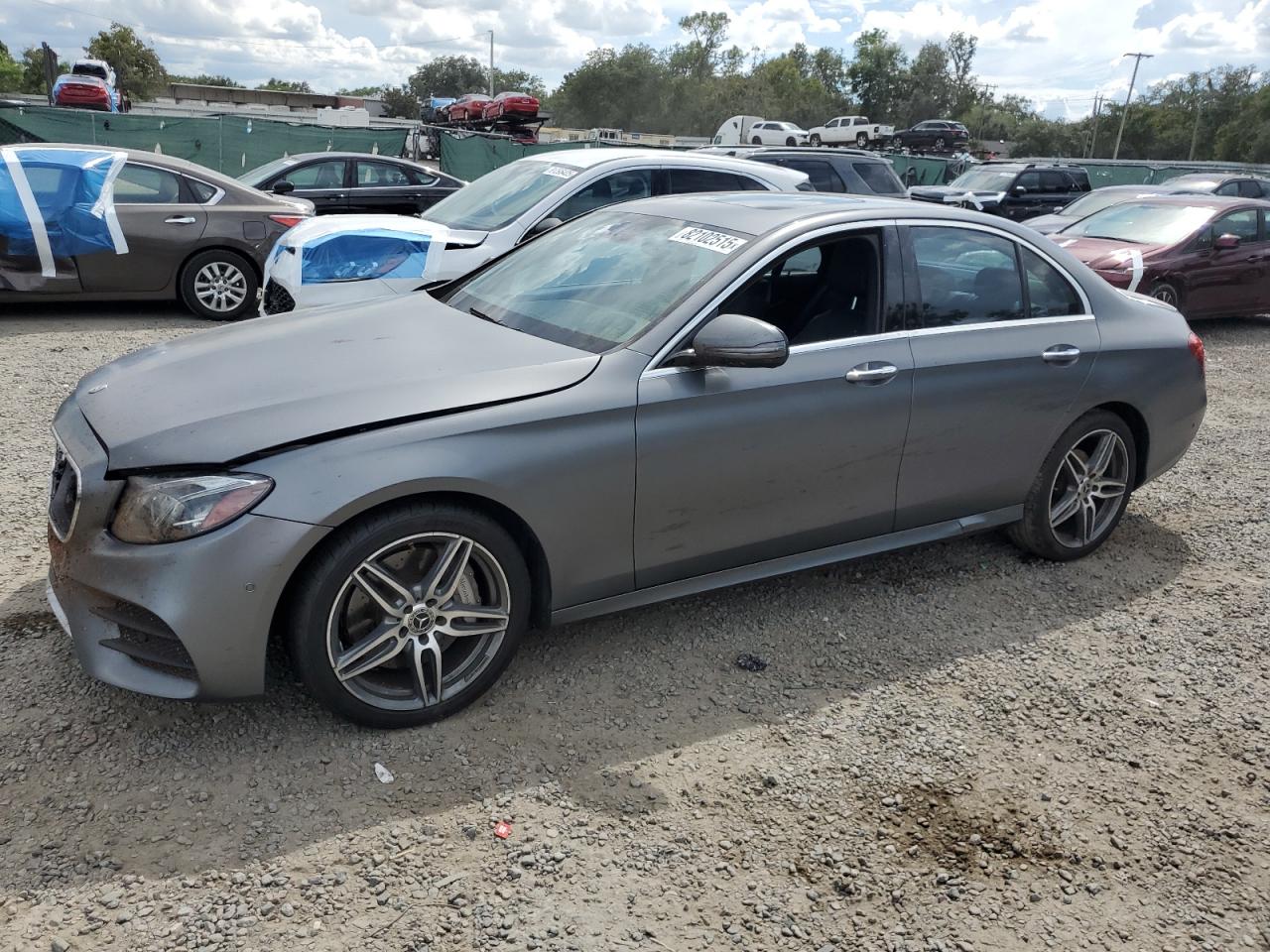 2017 Mercedes-Benz E 300 Luxury, VIN WDDZF4KB9HA229445 — Front end