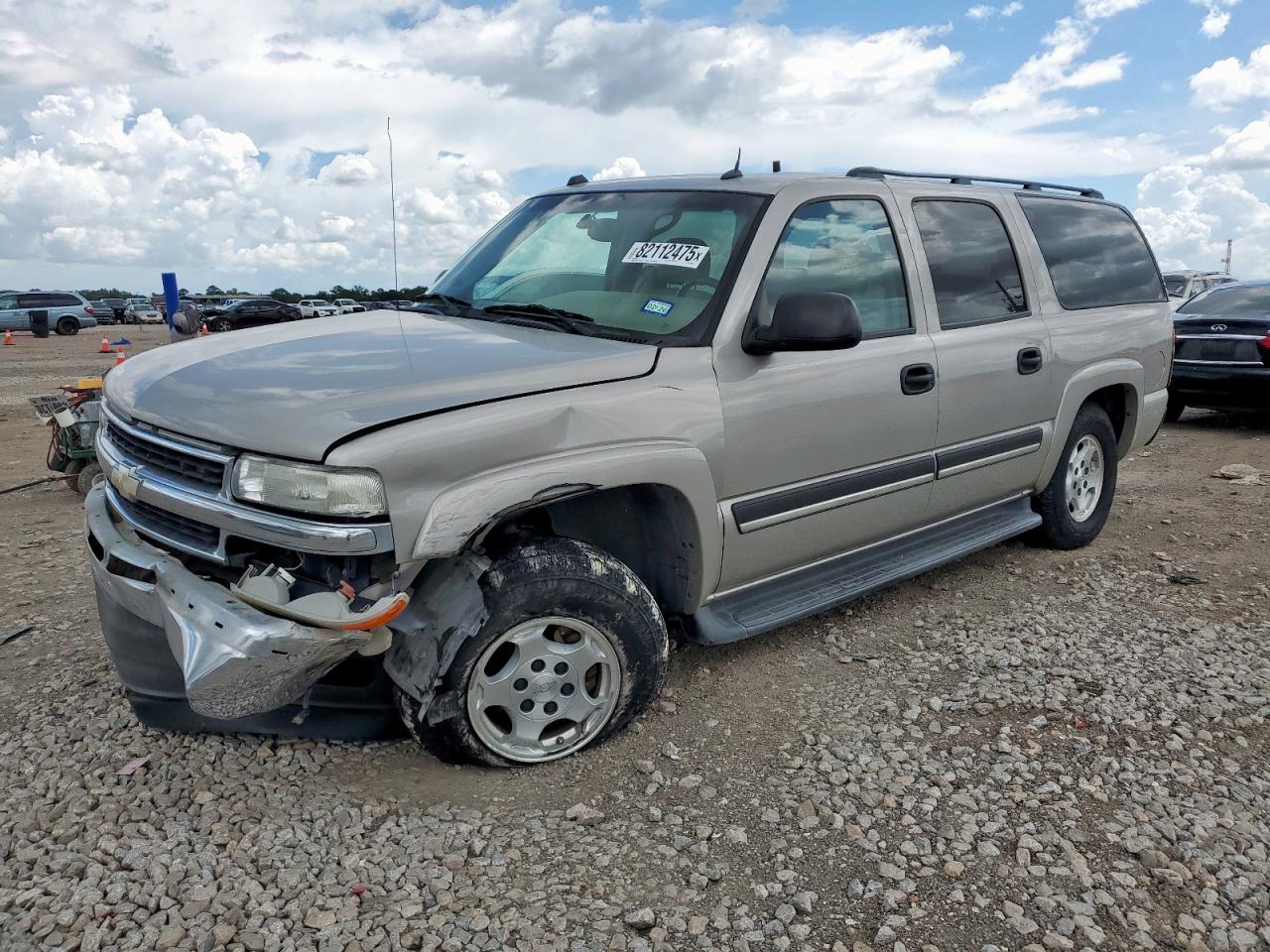 2005 Chevrolet Suburban LT, VIN 3GNEC16Z05G258019 — Front end