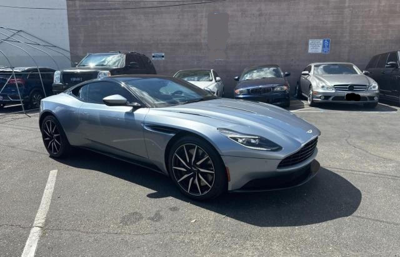 2017 Aston Martin DB11, VIN SCFRMFAV9HGL00763 — Обычный износ