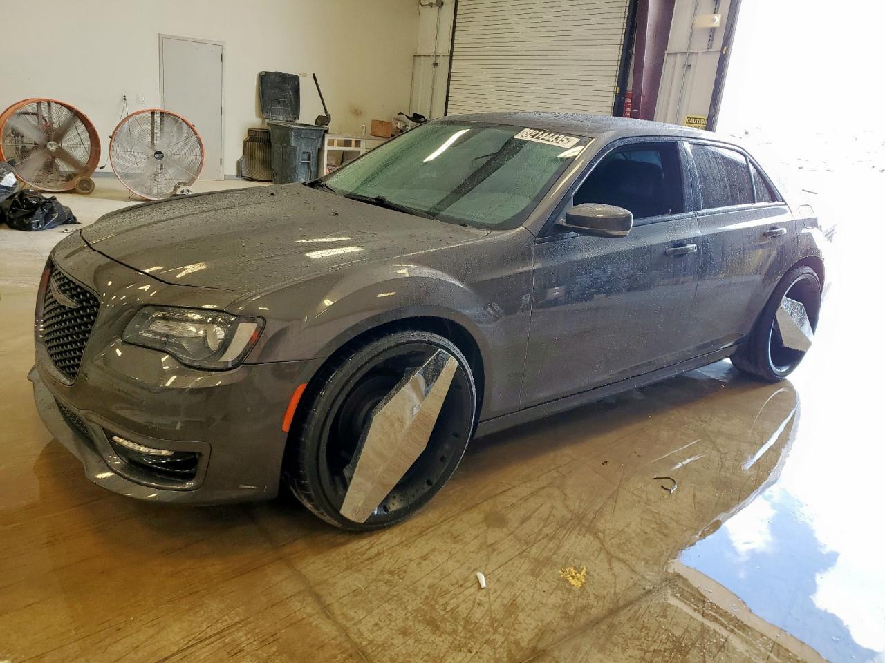 2022 Chrysler 300 Touring L, VIN 2C3CCADG9NH236879 — Missing or altered VIN