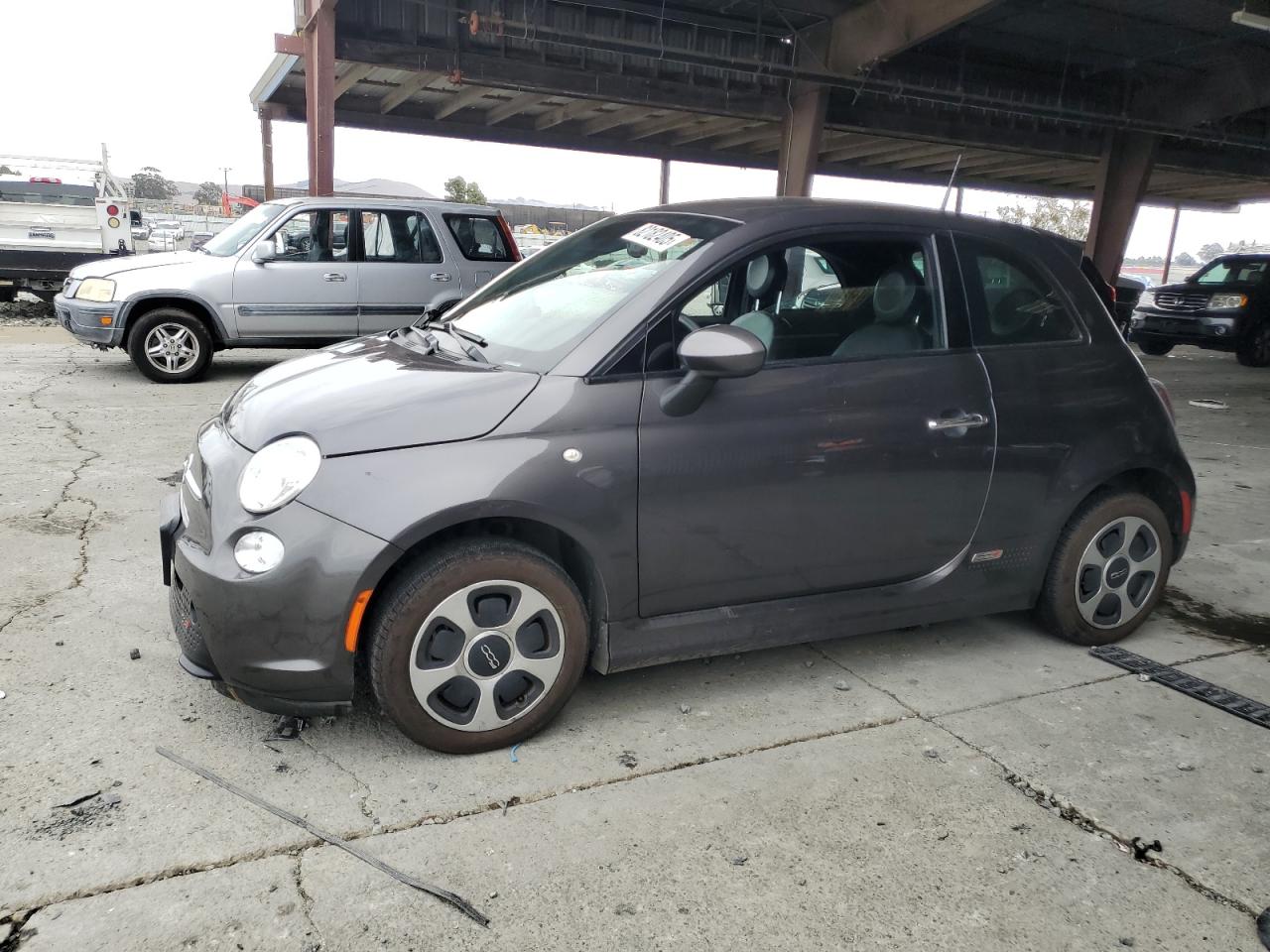 2015 FIAT 500e, VIN 3C3CFFGE2FT523021 — Mechanical