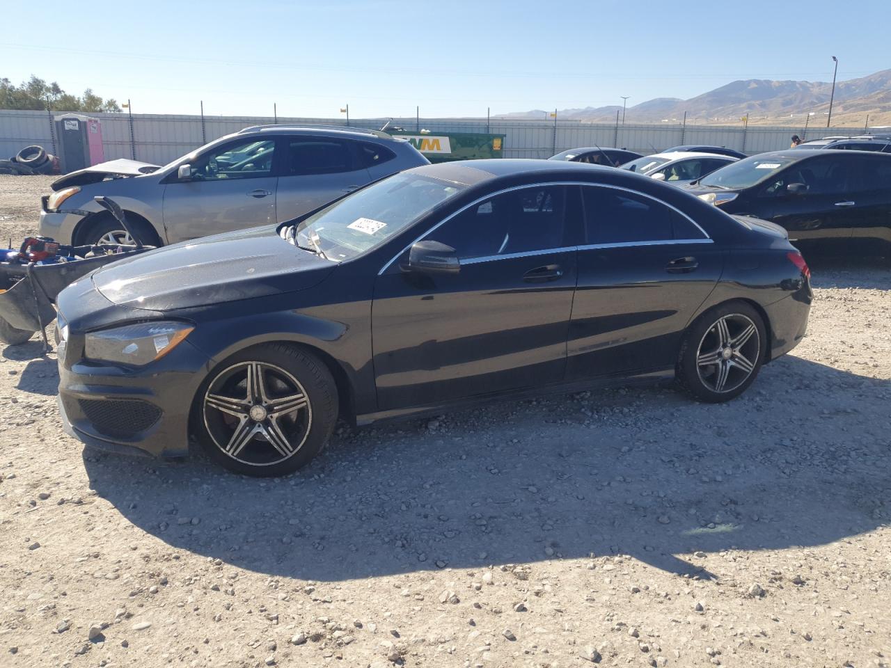 2015 Mercedes-Benz CLA 250, VIN WDDSJ4EB4FN284063 — Side