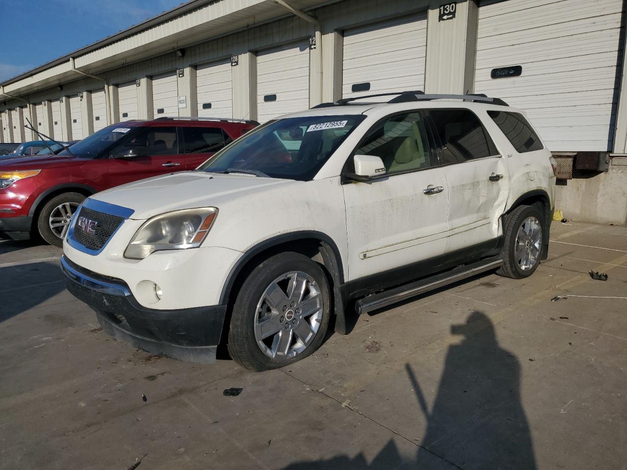 2010 GMC Acadia SLT2, VIN 1GKLVNED4AJ173074 — Днище
