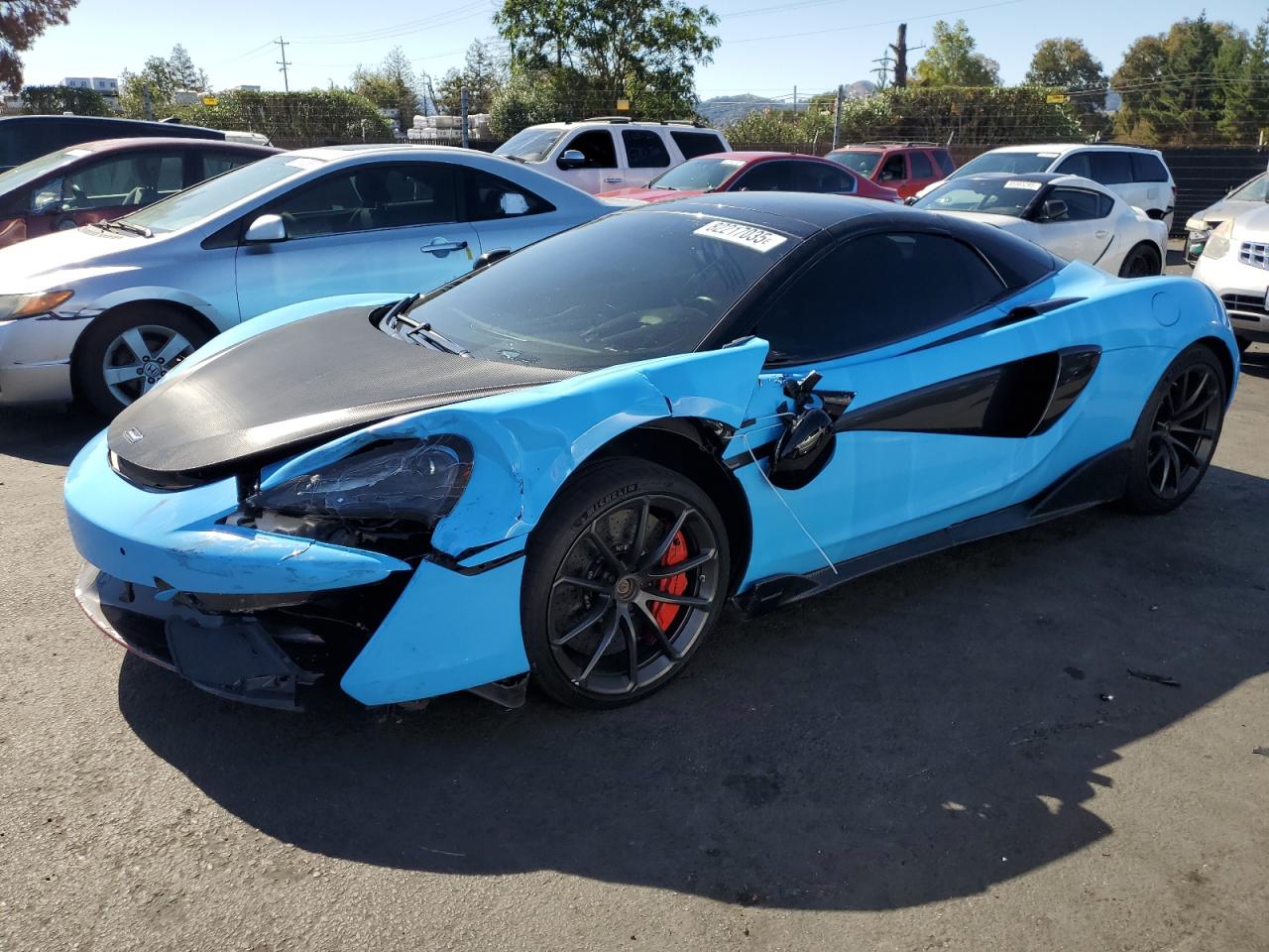 2018 McLaren 570S, VIN SBM13FAA1JW005526 — Front end