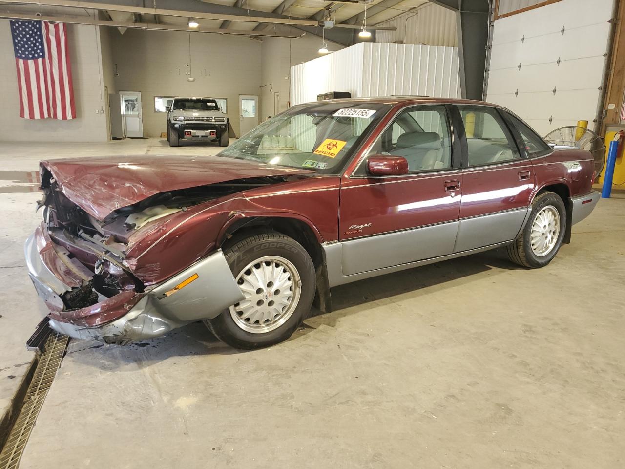 1996 Buick Regal Gran Sport, VIN 2G4WF52K2T1511959 — Front end