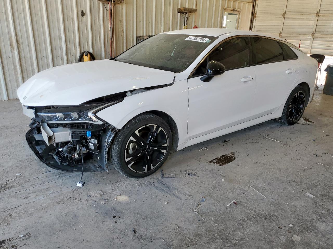 2023 Kia K5 GT-Line, VIN 5XXG64J22PG172639 — Front end