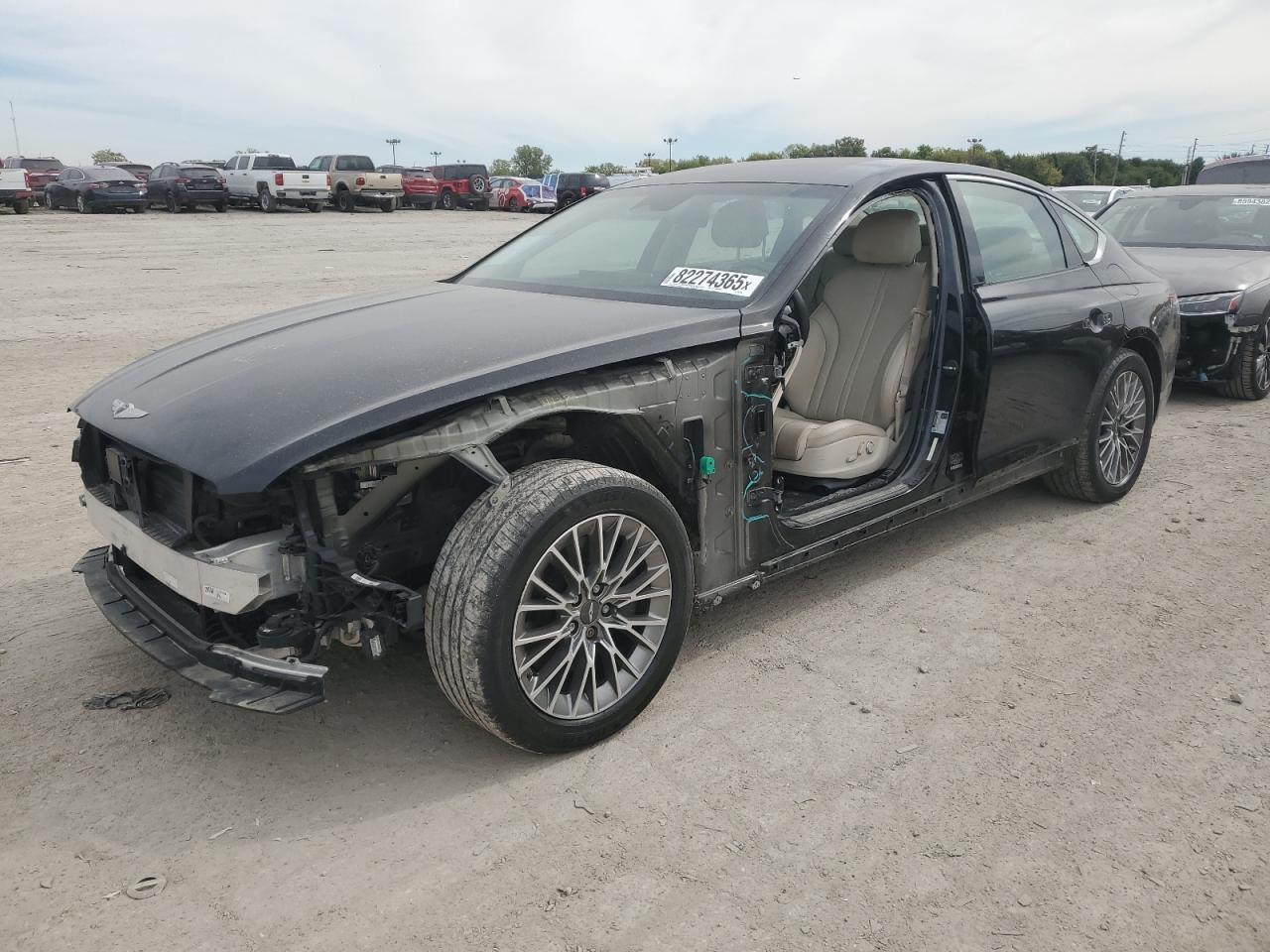 2021 Genesis G80 2.5T, VIN KMTGB4SC2MU046288 — Бок