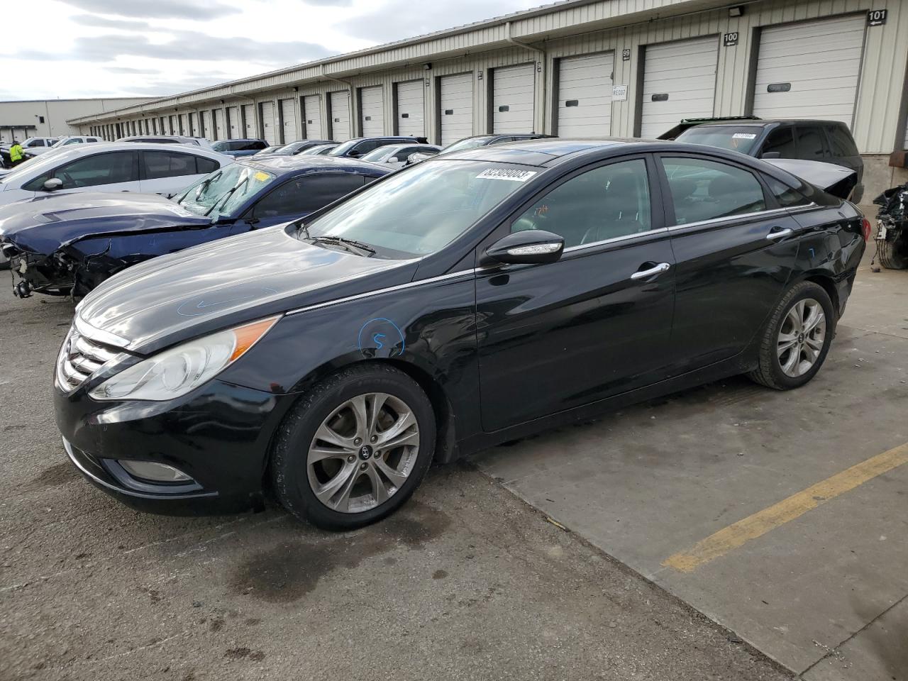 2013 Hyundai Sonata Limited, VIN 5NPEC4AC5DH639206 — Rear end