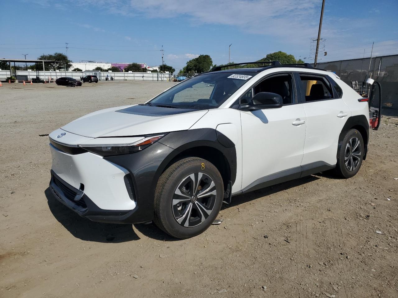 2024 Toyota bZ4X XLE, VIN JTMAAAAA5RA053864 — Rear end