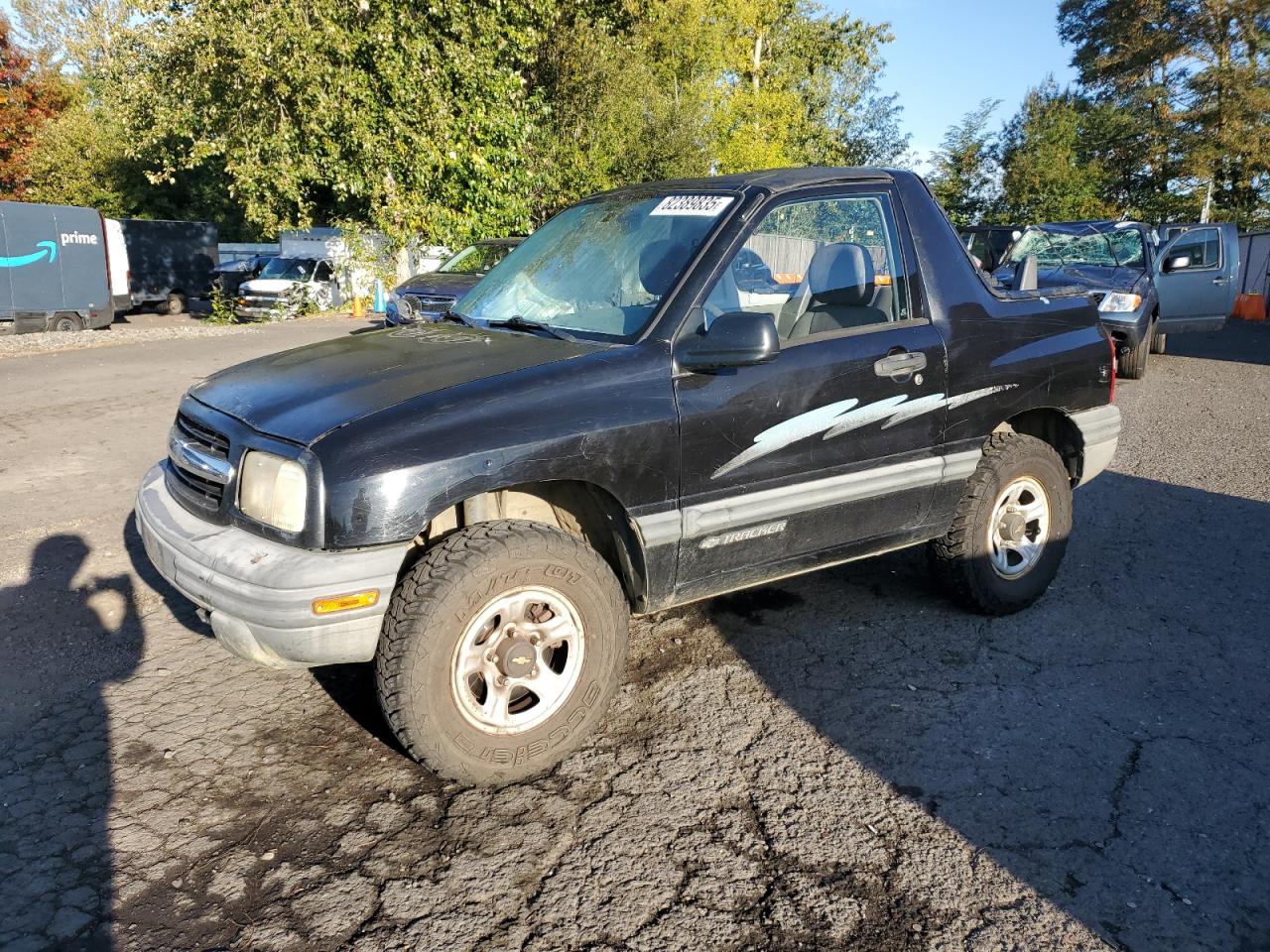 2000 Chevrolet Tracker, VIN 2CNBJ18C4Y6904684 — Side