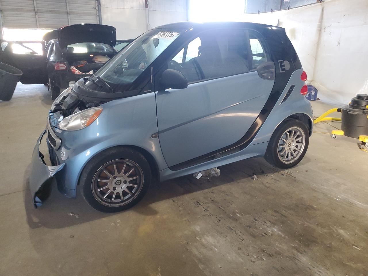 2014 Smart fortwo Passion, VIN WMEEJ9AA9EK730579 — Механическое