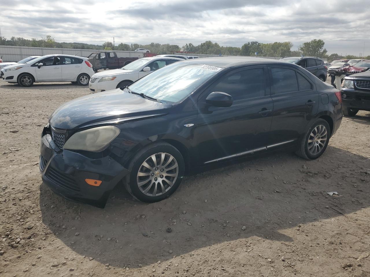 2013 Suzuki Kizashi SE, VIN JS2RE9A39D6100001 — Front end
