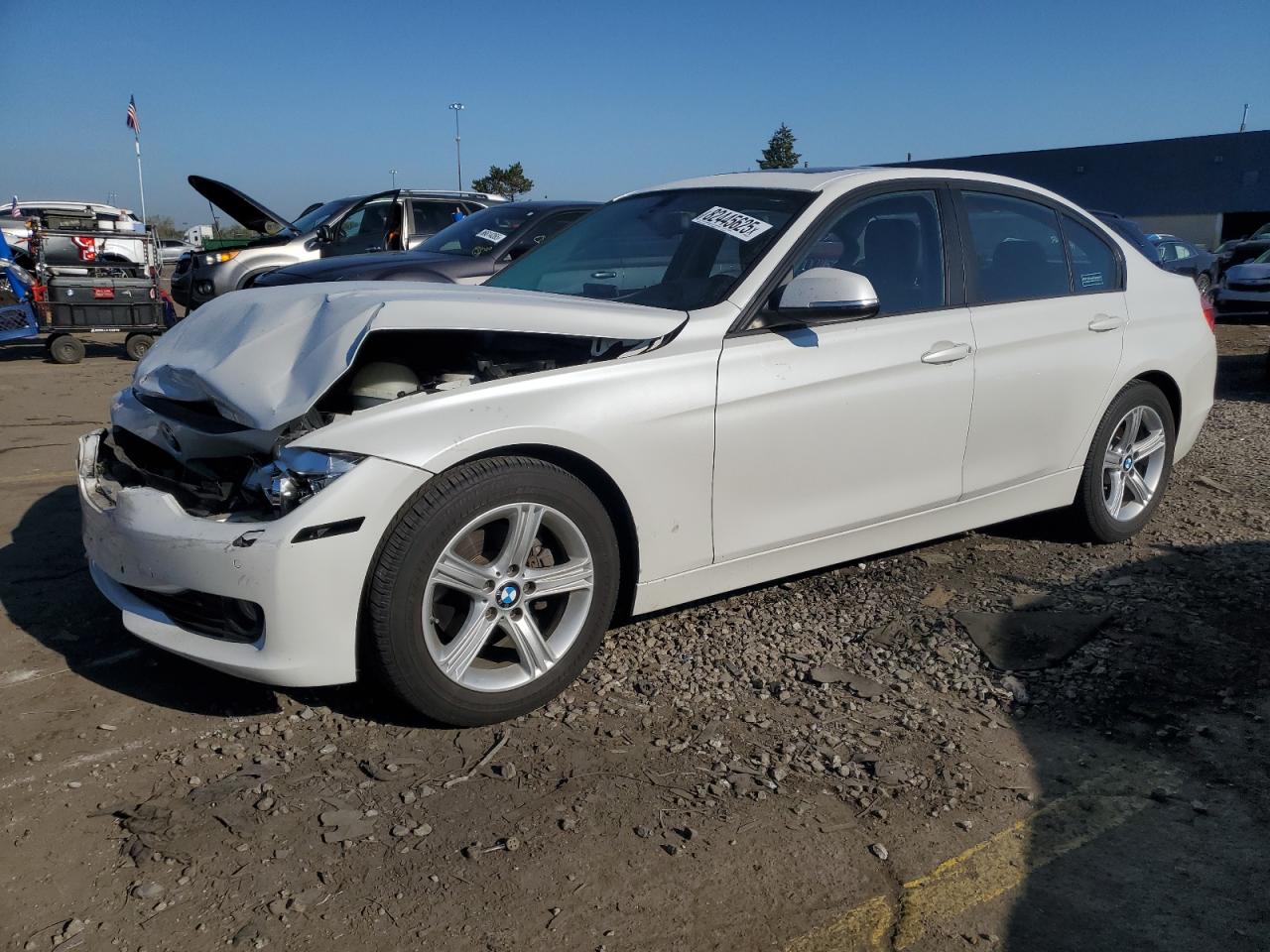 2013 BMW 3 Series 328i xDrive, VIN WBA3B3G54DNR80414 — Front end