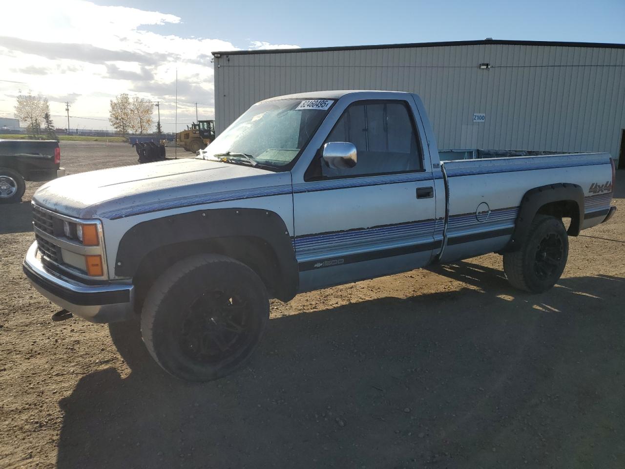 1989 Chevrolet K1500, VIN 2GCDK14H2K1135893 — Side