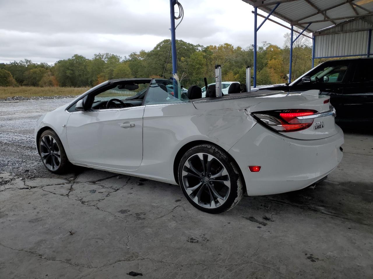 2017 Buick Cascada Premium, VIN W04WH3N5XHG132169 — Rear end